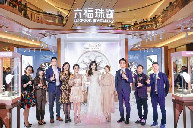 六福珠宝携手全球代言人唐嫣 共启新篇章
