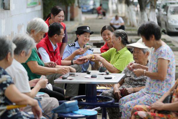 友电之星热烈欢迎湖北省荆门市掇刀高新区人民政府副区长赵金海领导一行莅临指导