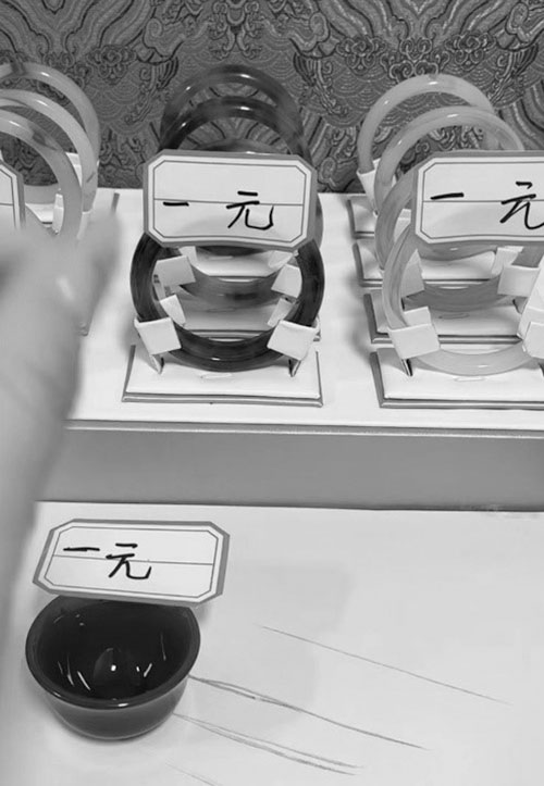 大模型免费是“赔本赚吆喝”？