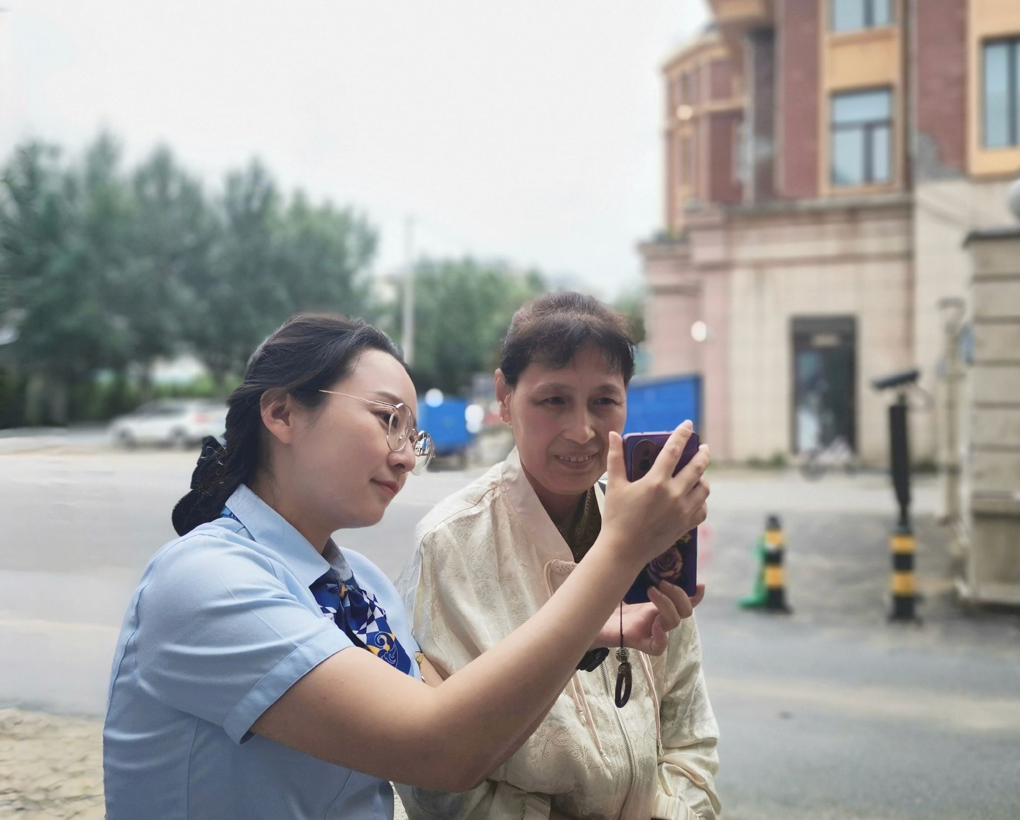银发经济催生新机遇 陪诊服务成亮点