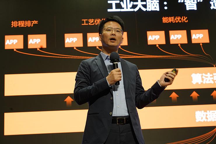 专家：智能制造装备升级迫在眉睫