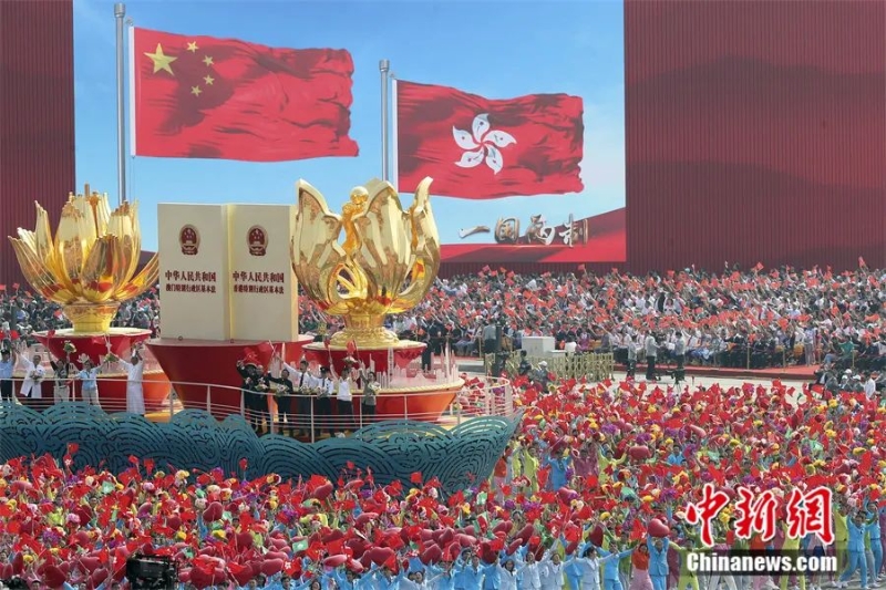 香港故事｜背靠祖国 逐梦探月——香港科研团队研制月面机器人
