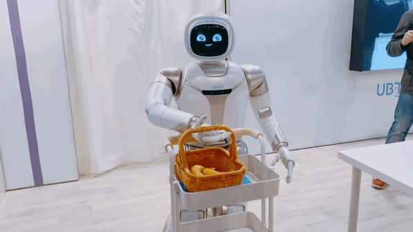 秀我中国|和机器人过高能量的一天