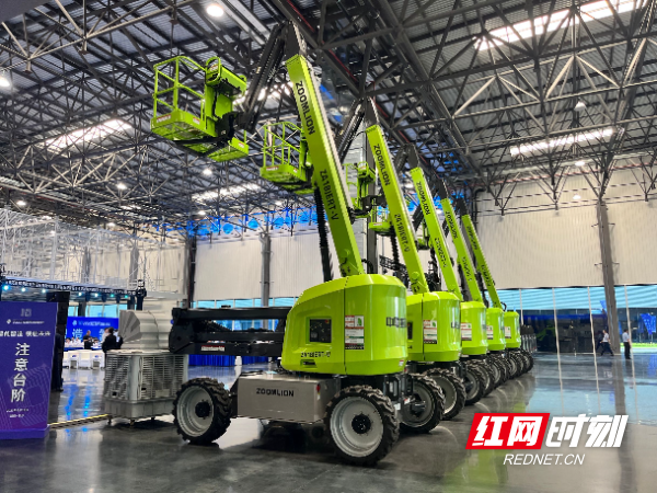 搭上“人工智能+”行动快车 产业互联网迎新机遇